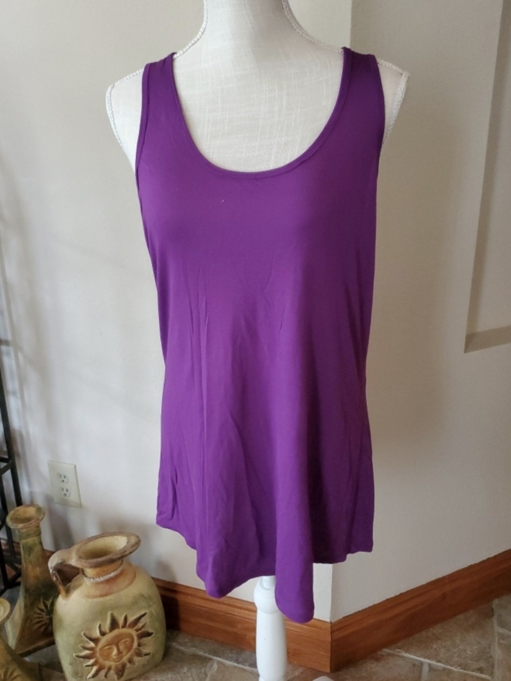 CAbi 271 Purple Magenta On The Move Racerback Scoop Neck Women’s Tank Top - Med